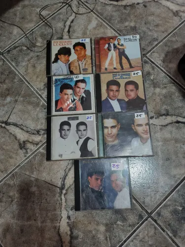 Lote cds Zezé de Camargo e Luciano 