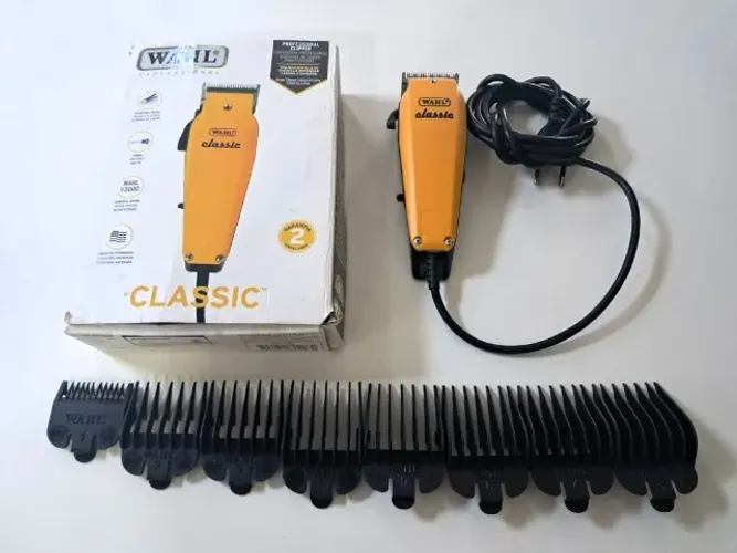 Maquina De Cortar Cabelo Profissional Wahl Classic V3000