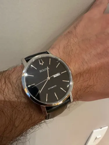 Relógio BULOVA - modelo 96C131 - impecável
