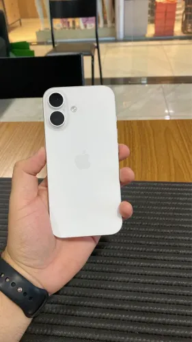 iPhone 16 128gb sem caixa bateria ? 90%