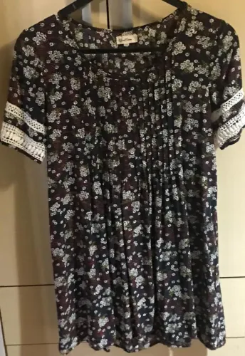 Bata/túnica/vestido curto floral da grife uruguaia Daniel Cassin. tam P