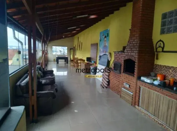 Sobrado com 3 dormitórios à venda, 220 m² por R$ 620.000,00 - Jardim Guapituba - Mauá/SP