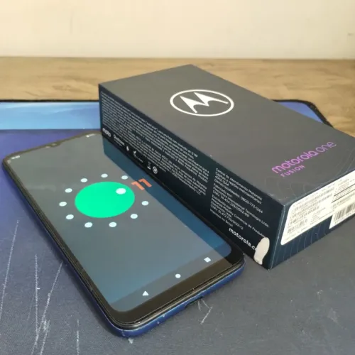 Motorola One Fusion (usado) - 128GB, 4GB RAM