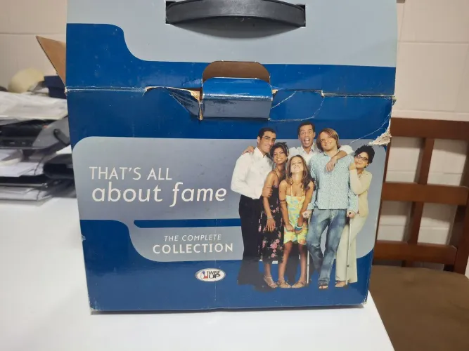 Curso de Inglês Completo - That's All About Fame - WISEUP