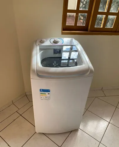 MÁQUINA DE LAVAR ROUPA