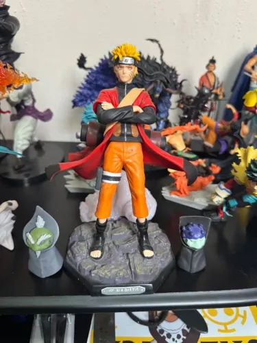 Bonecos Naruto