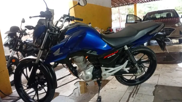 Volkswagen Amarok Trendline CD 2.0 TDI 4X4 Dies AUT 2013