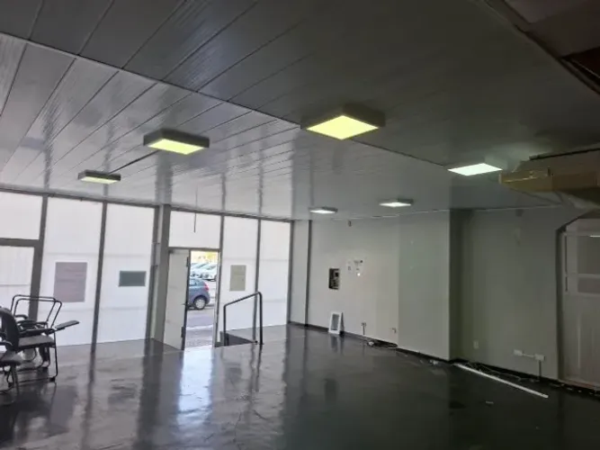 LOJA DE 72M² NO TÉRREO DO EDIFICIO COMERCIAM MARKET CENTER