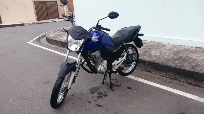 Vendo essa CG 160 Start 2023 nova com 29mil km rodados.