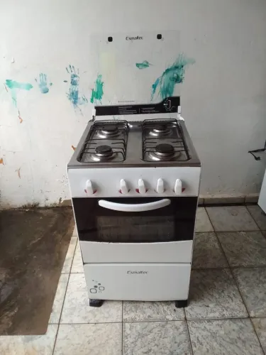 Vendo fogão manual 4 bocas