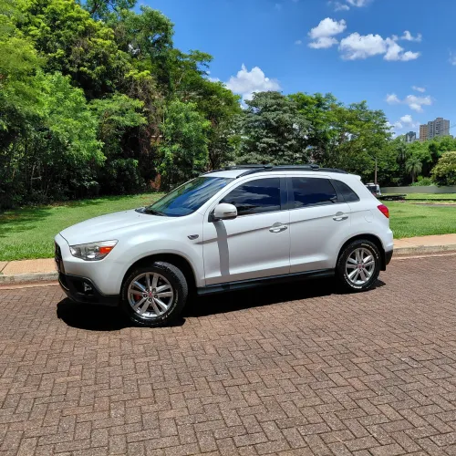 ASX 2.0 4X4 AUTOMATICA COMPLETA COURO CÂMERA RÉ START STOP ANO 2012