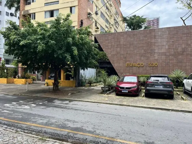 Salas comerciais em excelente localização