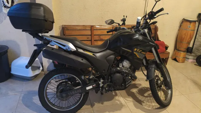 Xtz 250 Lander 250/ blueflex
