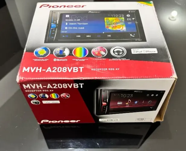 Som para carro - Pionner MVH-A208VBT