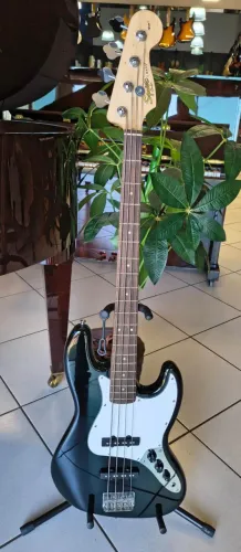 Contra baixo Squier Affinity 4 c semi-novo Mixer Instrumentos Musicais