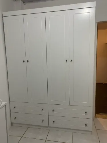 Guarda roupa provençal