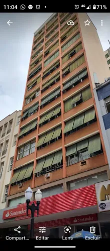 Amplo Apartamento para aluguel tem 140 metros quadrados com 3 quartos em Centro - Juiz de