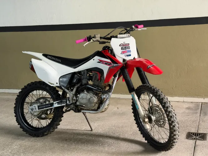 Honda crf 230f  impecável!!!