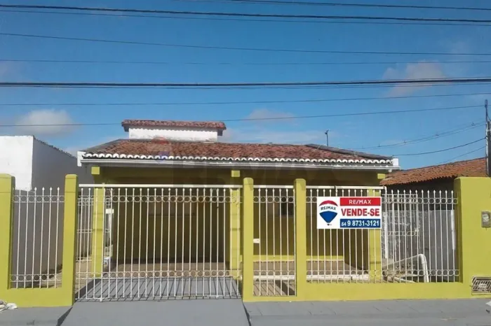 Seu LAR em Natal: Casa gigante e com Suíte e 177m² construído!