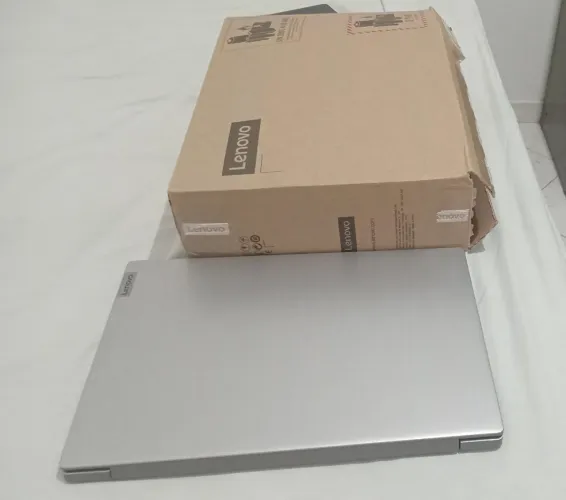NOTEBOOK POUCO USO