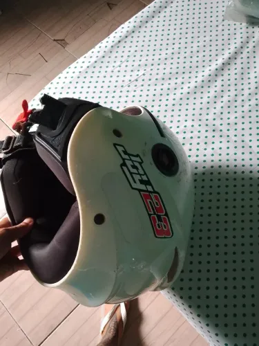 Capacete Taurus branco 56