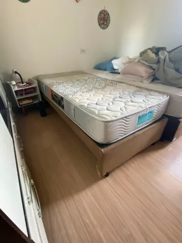 cama de solteiro com colchão de espuma