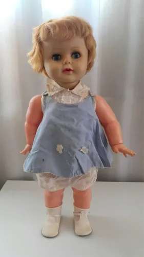 Boneca beijoca antiga da estrela 