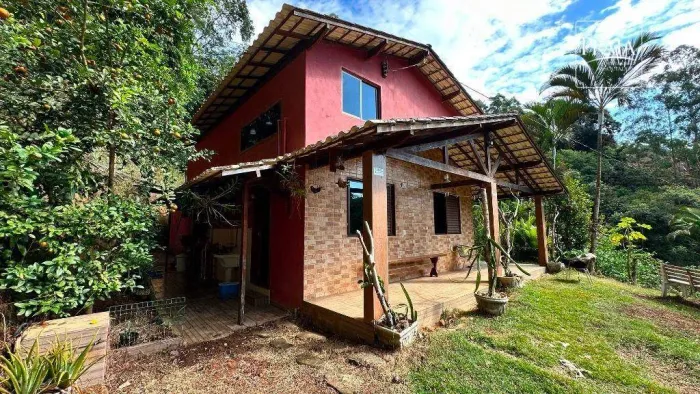Casa com 3 dormitórios à venda, 200 m² por R$ 1.850.000,00 - Paraju - Domingos Martins/ES