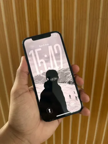 iPhone 12 64gb Excelente estado