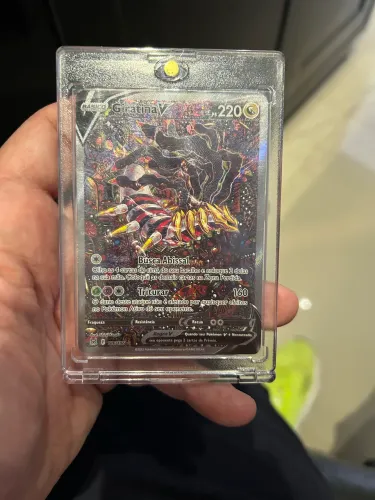 GIRATINA- V POKÉMON TCG