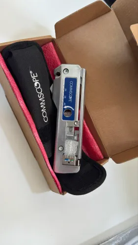 CommScope ferramenta de preparação/decapagem de cabos de telecomunicações