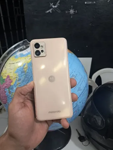MOTO G32 128GB, SEM MARCAS DE USO.