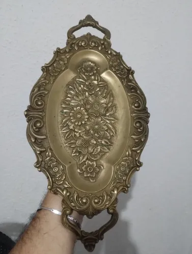 Bandeija decorativa em bronze
