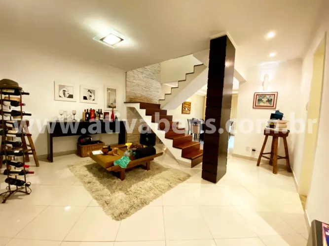 Casa dos Sonhos Alto Padrão 3 Quartos Condomínio Fechado Piscina e Área Gourmet Olaria