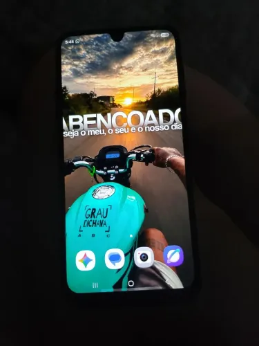 Samsung Galaxy 16