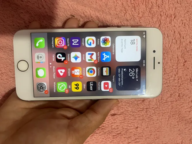 CELULAR IPHONE 8