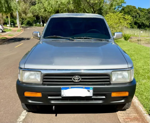 Toyota Hilux SW4 4X4 2.8 Diesel 1995