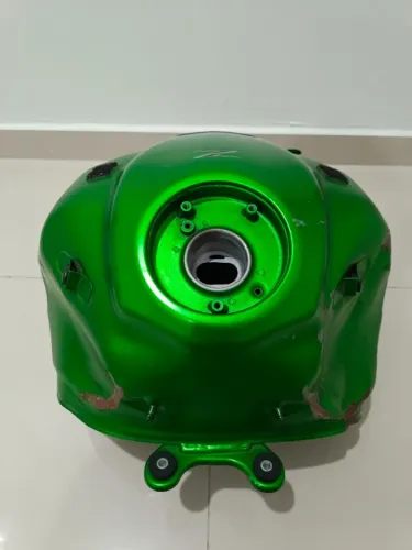 Tanque de combustível da Z800