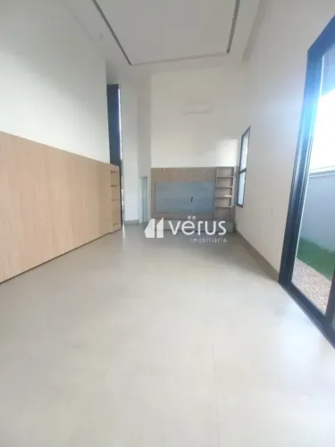 Casa para aluguel, 3 quartos, 3 suítes, 2 vagas, JARDIM SUL - Uberlândia/MG