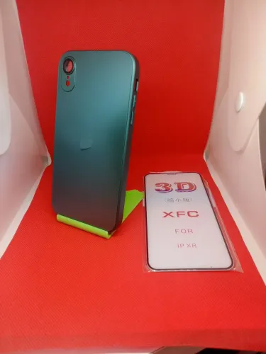 Capinha iPhone XR nova na caixa com proteção de tela