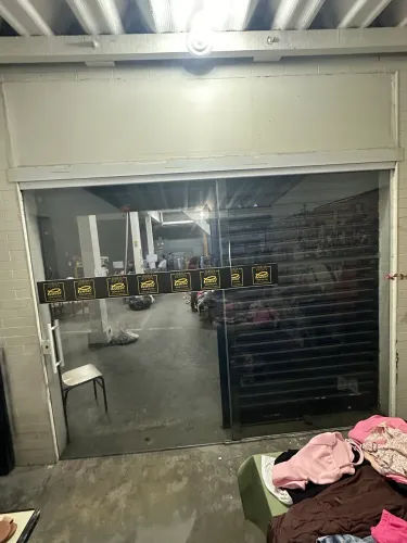 porta de vidro completa