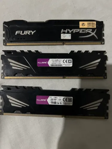 3 pentes de memória DDR3