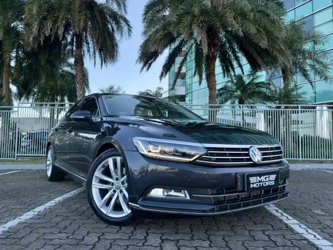 Volkswagen Passat Highline 2.0 TSI 220cv Tip. 2019