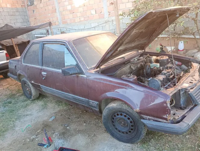 Peças do Monza 89