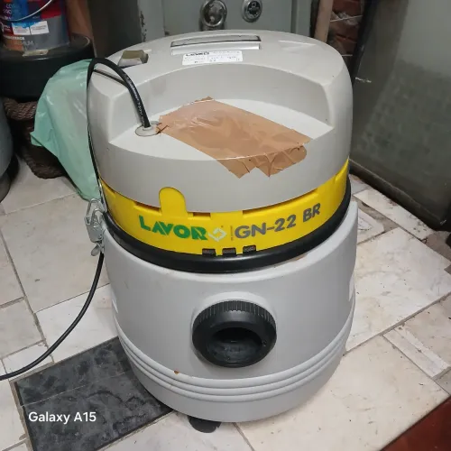 Vendo esse aspirador de pó da marca LAVOR GN -22 BR