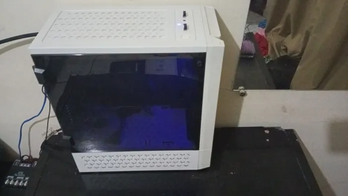 Pc gamer Athlon 3000g 12 gb ram ssd