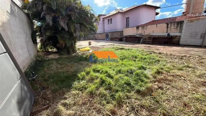 tereno Bairro Santa Mônica em Belo Horizonte