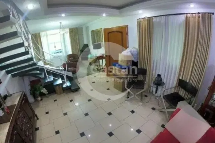 Sobrado à venda 3 quartos em Água Rasa