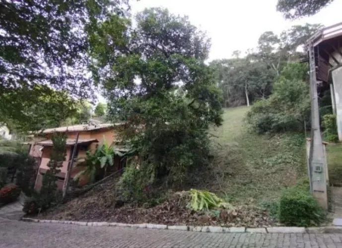 Open Hause | Lote em condomínio fechado em Itaipu (Serra Grande) 580m² com aclive e vista!