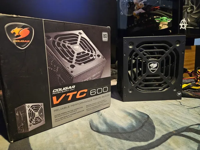 Fonte Cougar VTC 600W 80 Plus White